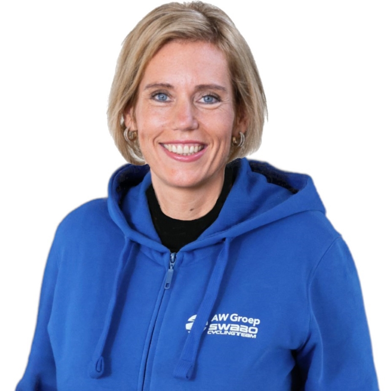 CLAUDIA SCHAKEL